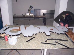 Изготовление букв из оргстекла